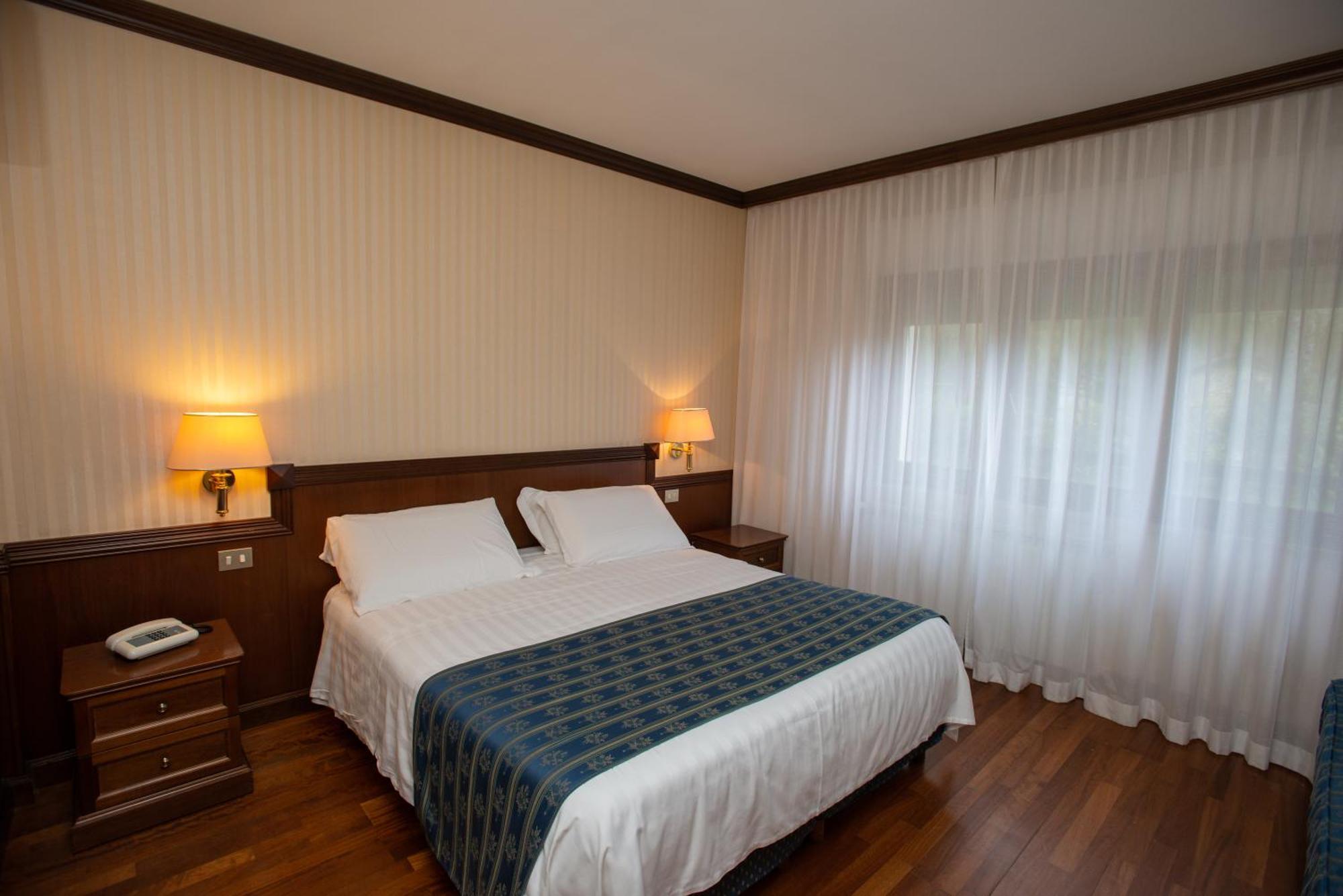 Hotel Corona & Spa Пескассероли Экстерьер фото